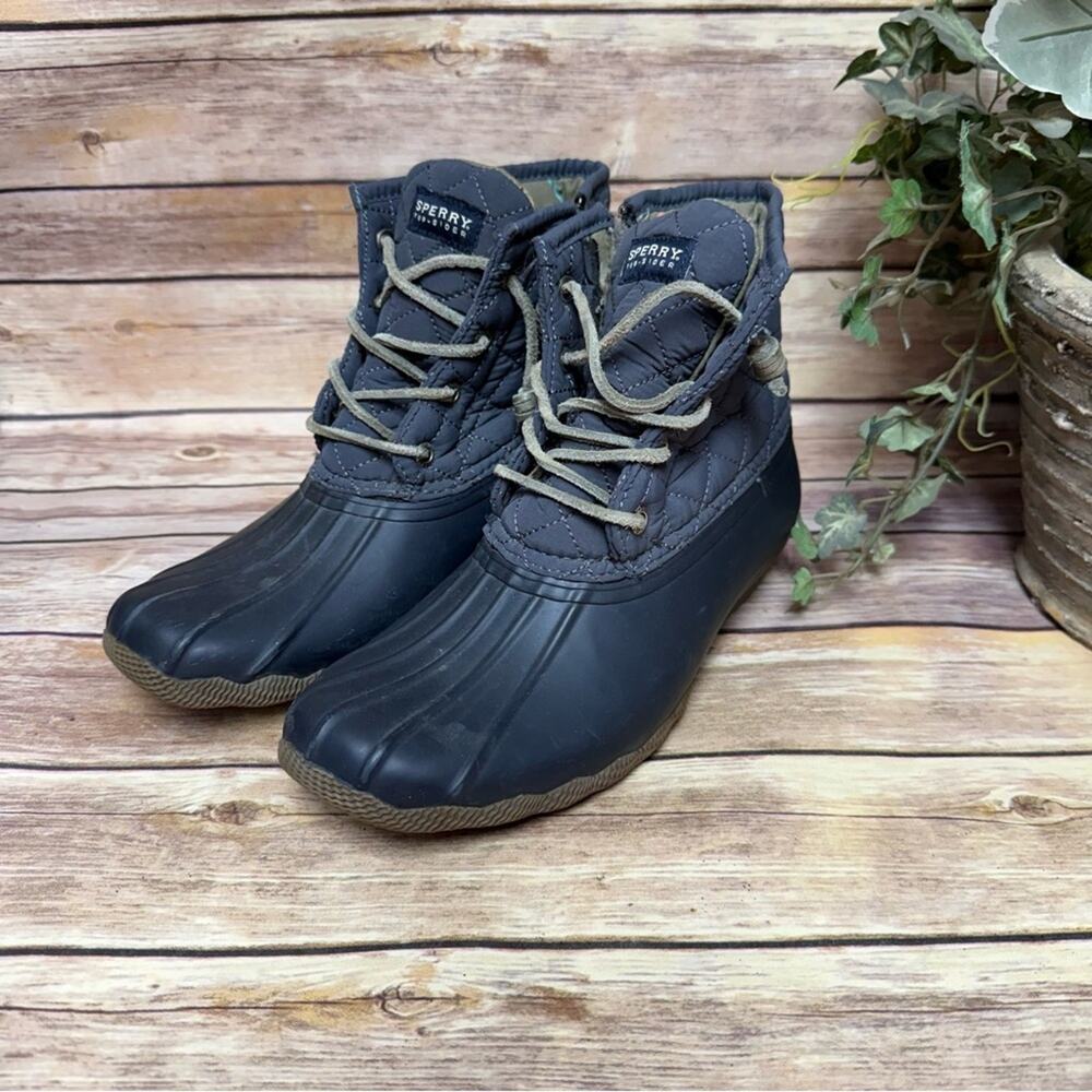 Sperry Navy Blue Ankle Booties Saltwater Core. Size 7.5. In excellent condition!